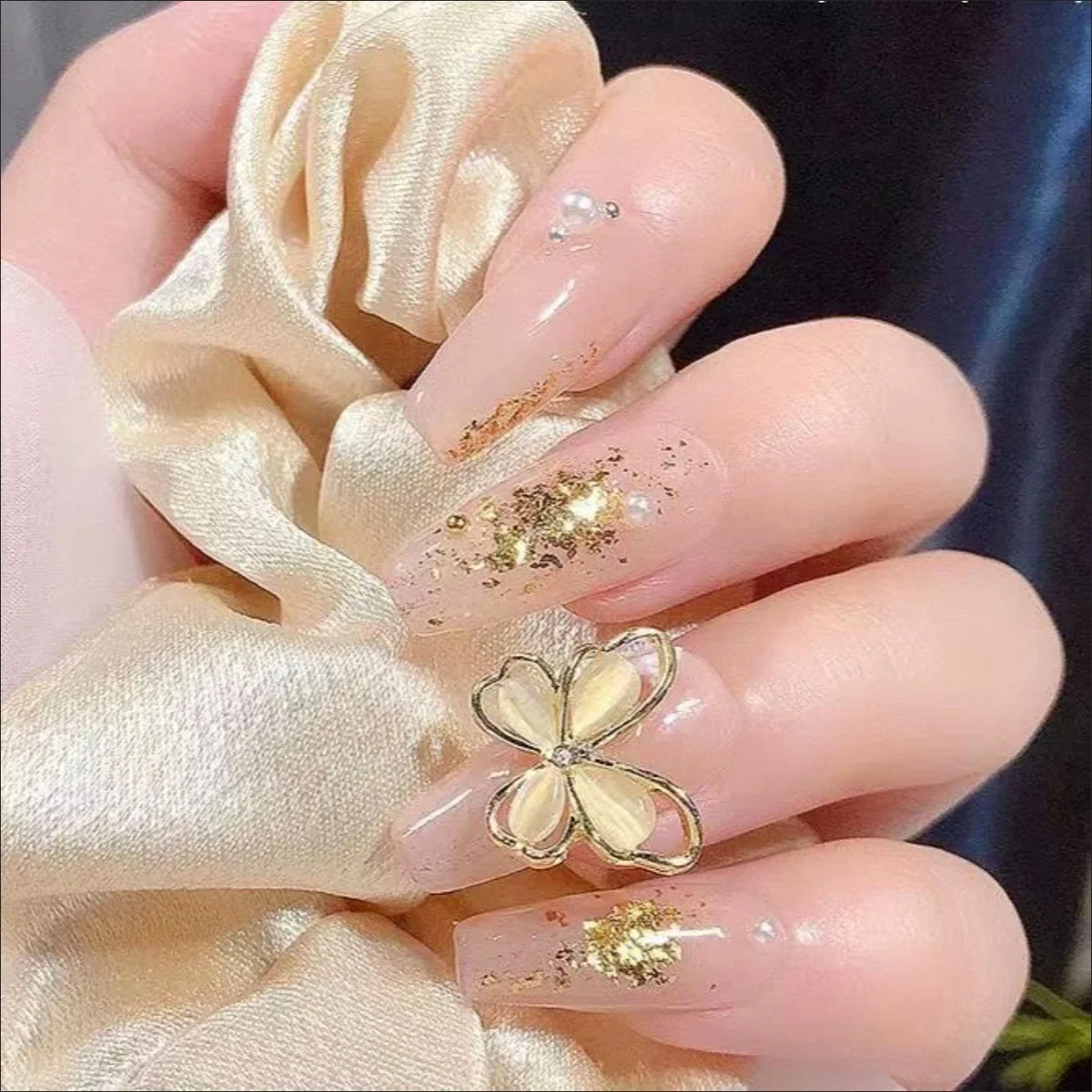 10Pcs 3D Hollow Cat Eye Butterfly Nail Art Charms Gold/Silver Inlaid Gem Crystal Butterfly Rhinestones DIY Alloy Manicure Decor