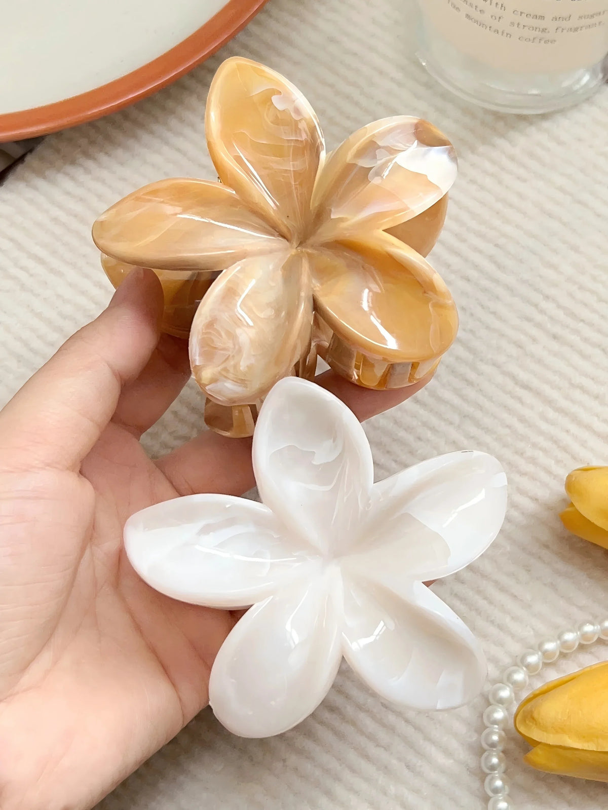2Pcs Hawaiian Marble Vein Flower Hair Claw Clips for Women Girls Holiday Gifts for Thin Hair Cute Beach Hair Accessories