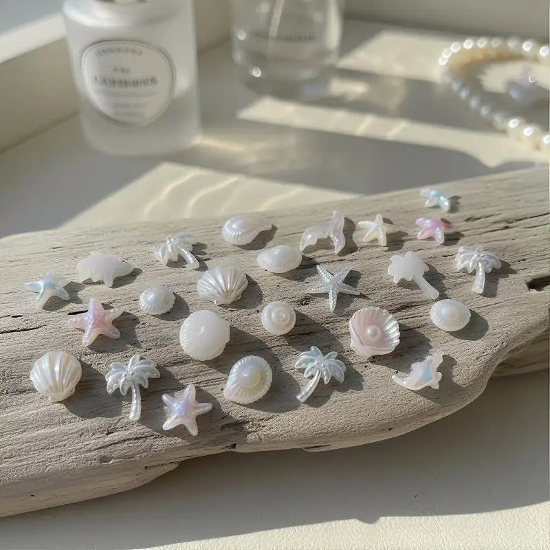 50Pcs Shell Starfish Mermaid Tail Nail Art Charms Ocean Aurora Shapes for Summer Beach Party Nail Decorations Nail Tech
