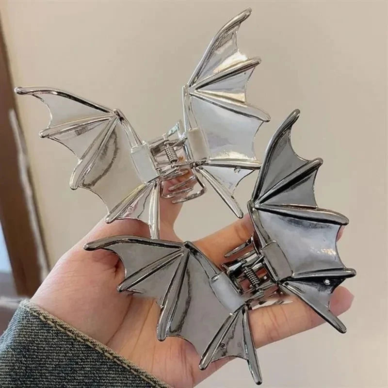 Halloween Alloy Bat Hair Claw Clips Y2K Gothic Style Metal Shark Clamp Girls Holiday Hair Accessories