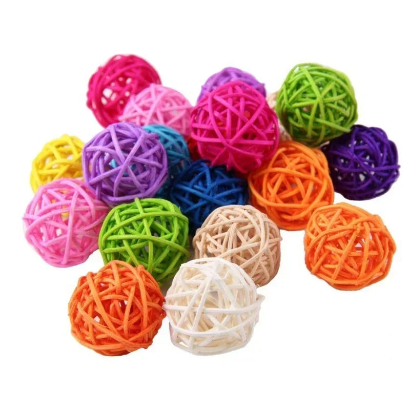 Pet Bird  Chewing  Bird Rattan Ball Toy For Parrot Budgie Parakeet Cockatiel Chewing Playing  Parrot Cages Toys