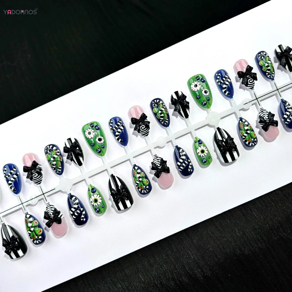 30pcs 3D Spooky Eyeballs Press On Nails Halloween Theme Horror Almond False Nails With Bows Black White Stripes Decor Fake Nail