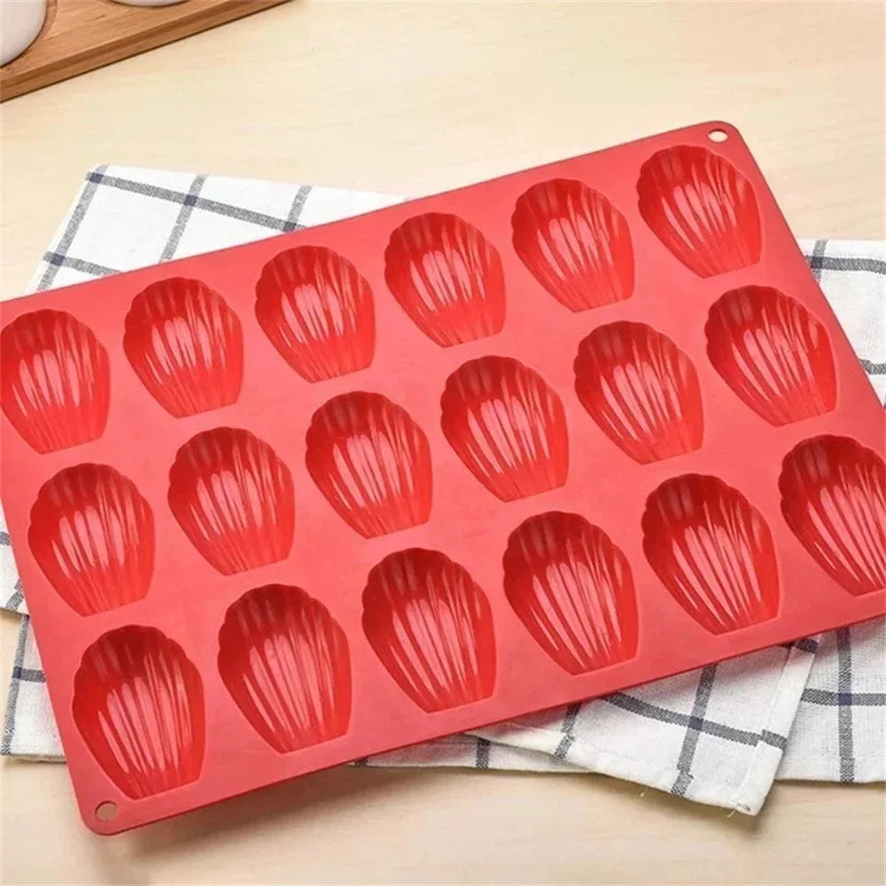 Food-grade Silicone Cake Mold Baker Cake Mold DIY Baking Pan Mold Kitchen Baking Appliance Accessories