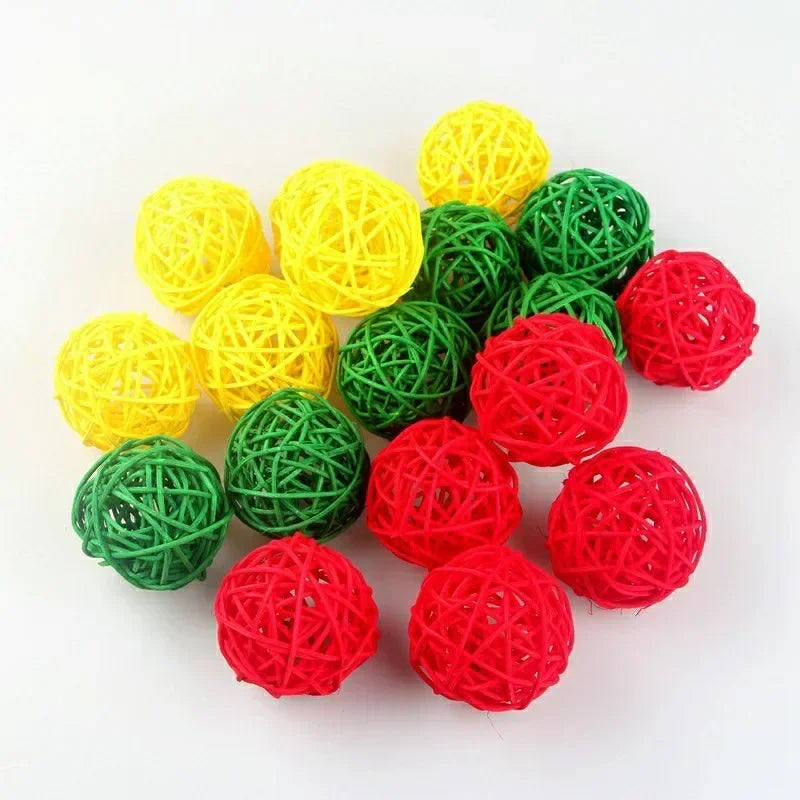 Pet Bird  Chewing  Bird Rattan Ball Toy For Parrot Budgie Parakeet Cockatiel Chewing Playing  Parrot Cages Toys