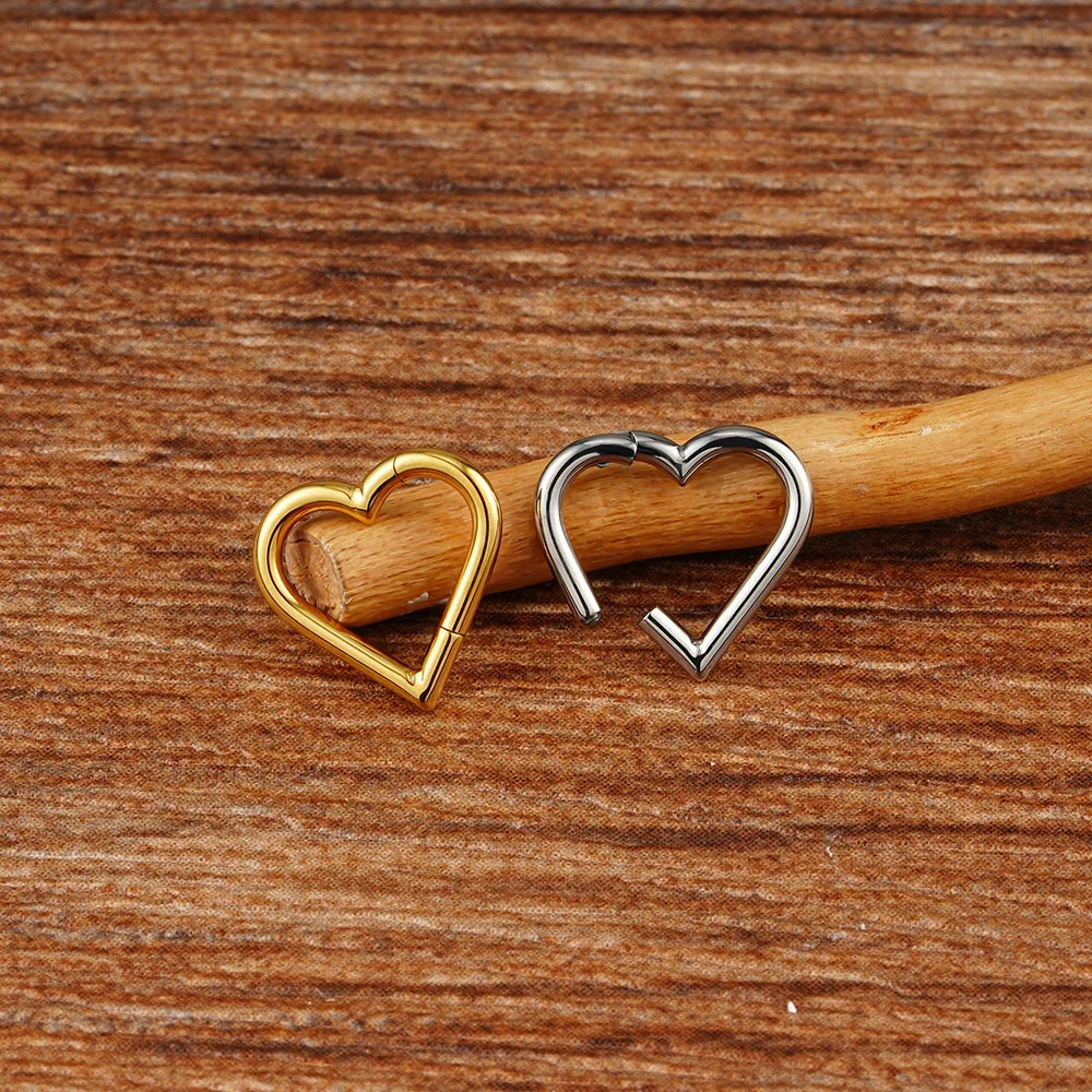 Right Grand ASTM F136 Titanium 16G Heart Hinged Segment Hoop Ring 8mm/10mm Daith Helix Earring Clicker Nose Septum Piercing
